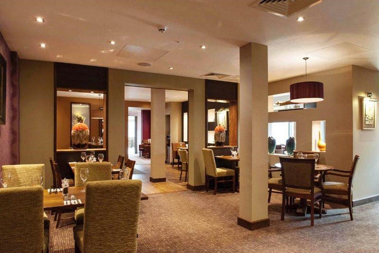 Premier Inn Canterbury City Centre Экстерьер фото
