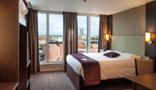 Premier Inn Canterbury City Centre Экстерьер фото